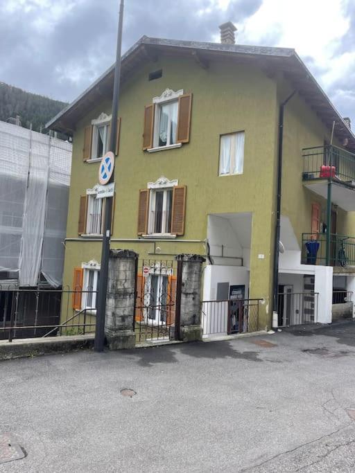 Ferienwohnung L'Etrange Rendez-Vous Tome 1 Carona  Exterior foto
